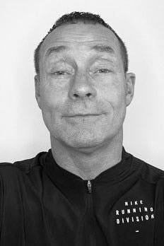 Ívar Guðmundsson